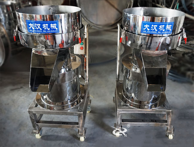 450型過濾篩機實拍：單層過濾篩過濾，多用于液體物料的使用。